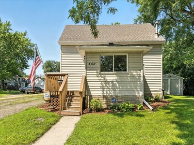 409 E 1st St, Chaska, MN, 55318