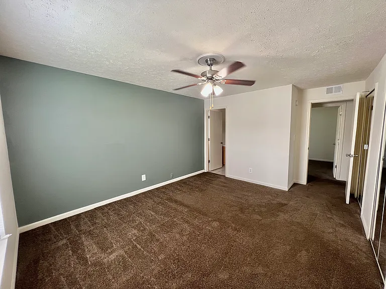 Countrybrook Apartments — Photo 42