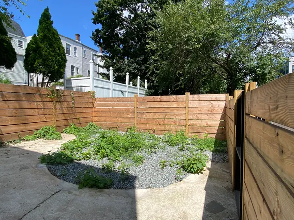 12 Claremont Avenue image 9 of 9