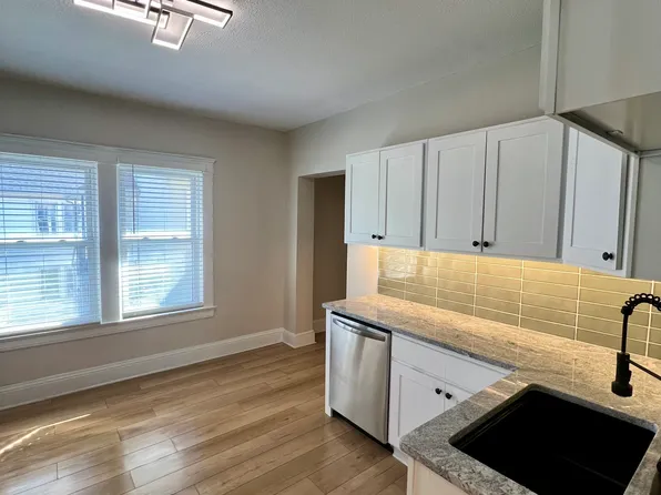 2089 Robin St APT 4, Lakewood, OH 44107