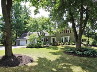 334 Clover Hills Dr, Rochester, NY 14618