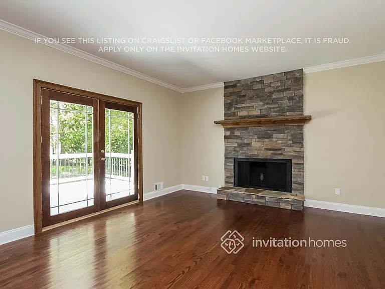 435 Clubfield Dr — Photo 3