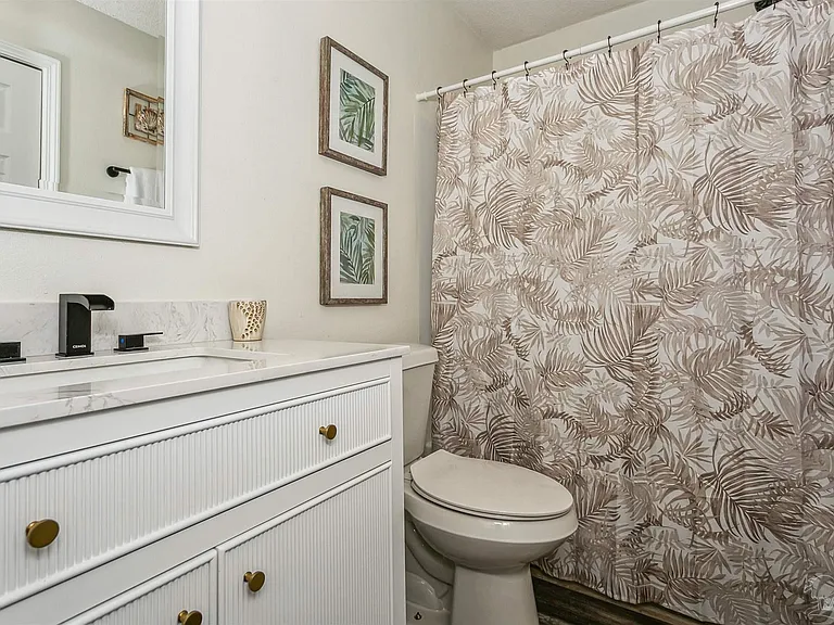 8407 Jarmen Ln — Photo 13