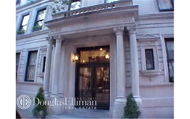 Sold by Douglas Elliman | media 14