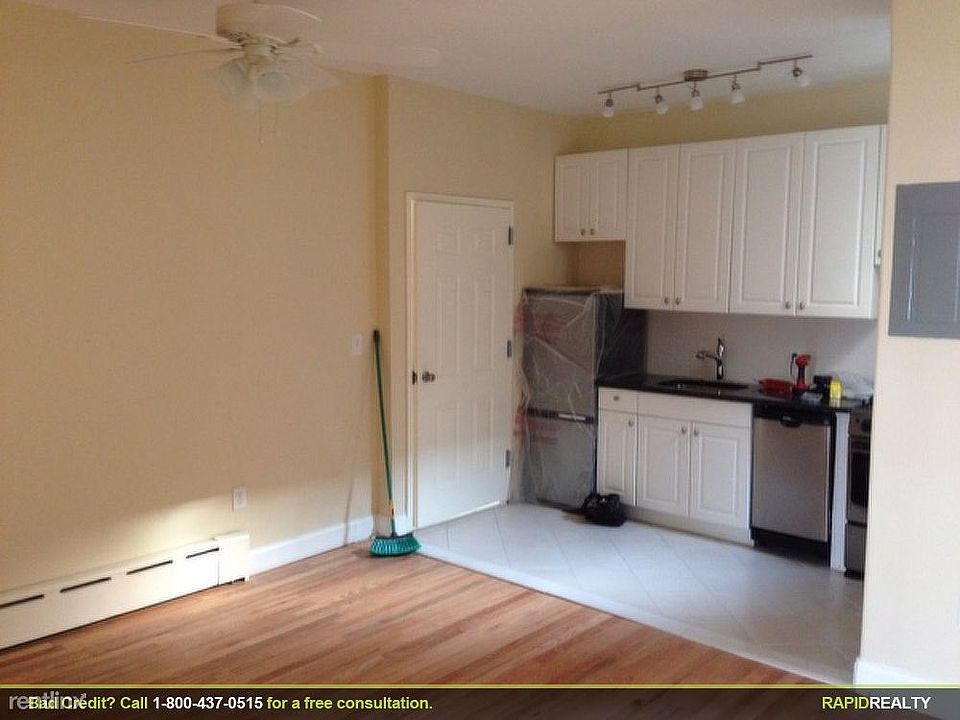 1010 e92nd 3
