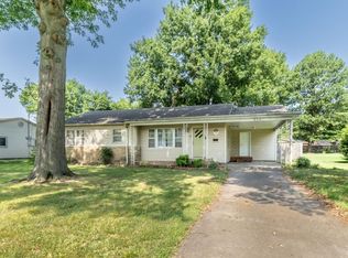 320 E Michael St, Springdale, AR 72764