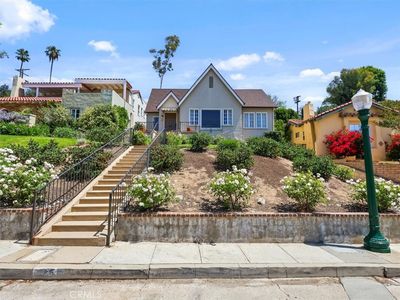 945 Rosemount Rd, Glendale, CA, 91207