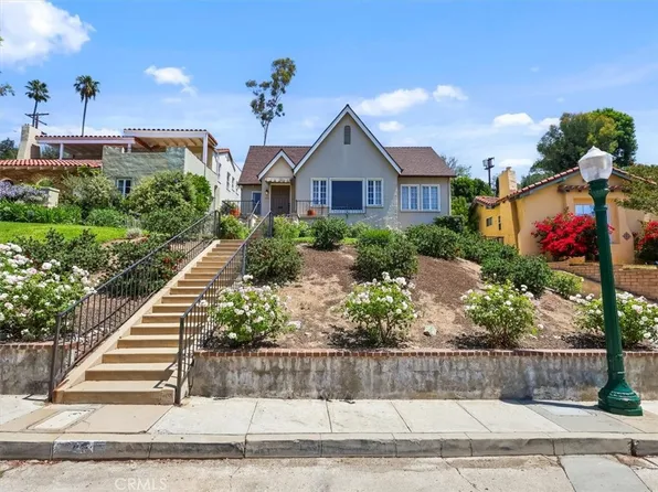 945 Rosemount Rd, Glendale, CA 91207