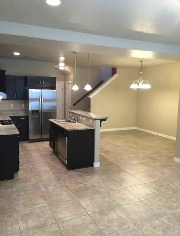 Mandrake Townhome — Photo 3