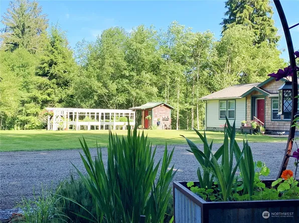 132 River Park Road, Forks, WA 98331