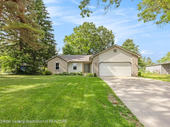 218 New York Ave, Lake Orion, MI 48362