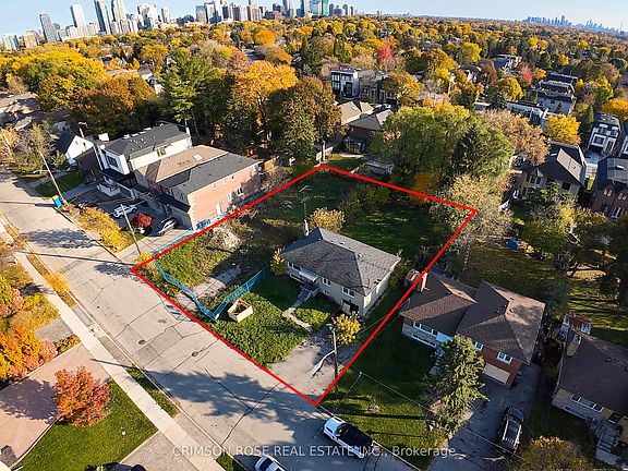 4th image of 387 Hounslow Ave
