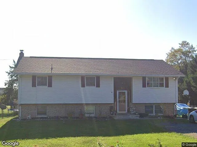 64 Phoebe Way photo 1