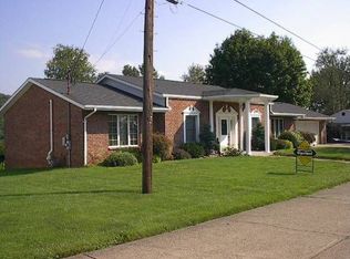 301 Hillcrest Dr, Wellsburg, WV