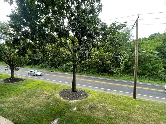 Autumn Ridge Apartments — Photo 96
