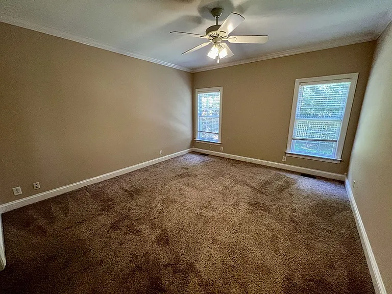 2201 Keegan Dr — Photo 18