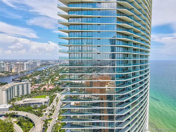 2nd image of 18975 Collins Ave #4001