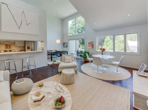 514 Pantigo Rd Unit 26, East Hampton, NY 11937