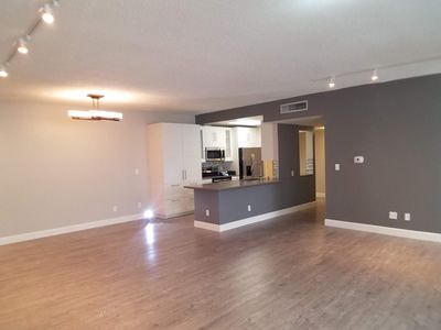 7960 Selma Ave, Los Angeles, CA, 90046