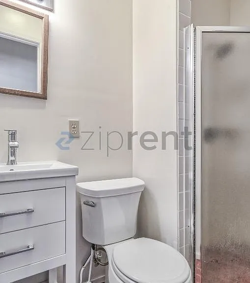 2145 Grant St — Photo 24