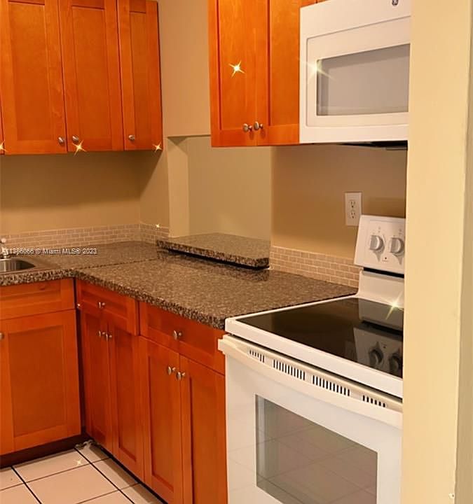 1st image of 505 NW 177th St APT 124