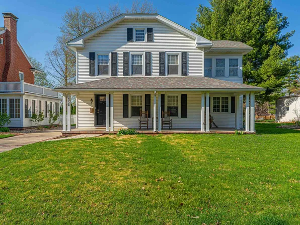 320 Park Pl, Lincoln, IL 62656