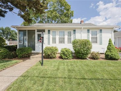 16 2nd St, Pawtucket, RI, 02861