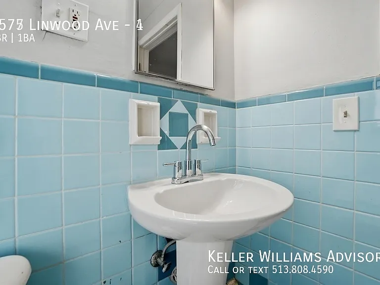 3575 Linwood Ave #4 — Photo 20