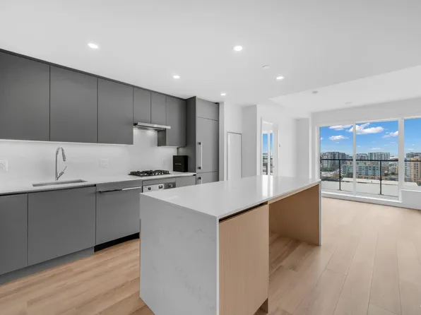 5520 McNaughton Rd #1306, Richmond, BC V6X 0X6