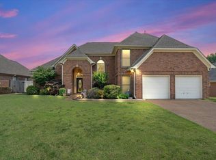 6806 Briarfield Ln, Bartlett, TN 38135