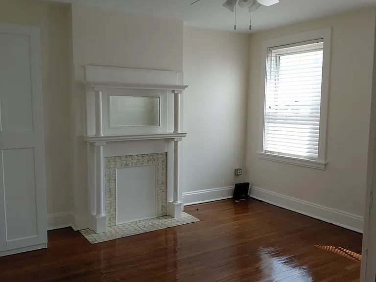 2519 Webster Ave #1 — Photo 5