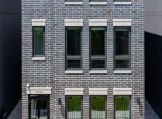 5006 S Prairie Ave #3, Chicago, IL 60615