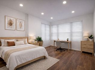 63 Sunnyside Ave #1L, Brooklyn, NY 11207
