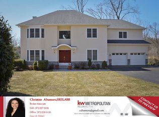 31 Margaretta Rd, Boonton, NJ 07005
