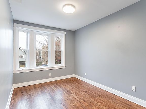 4th image of 2237 N Western Ave #2