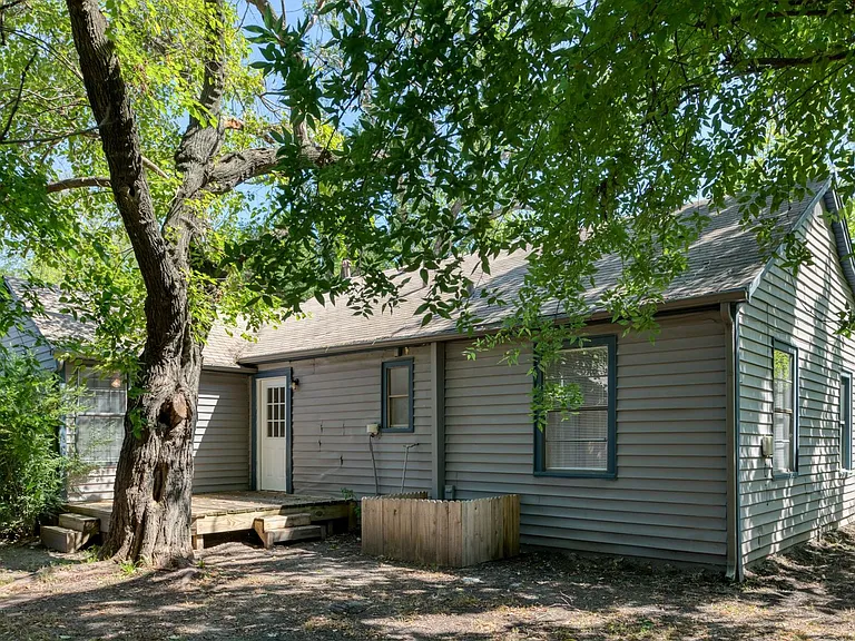 207 Hackberry St — Photo 20