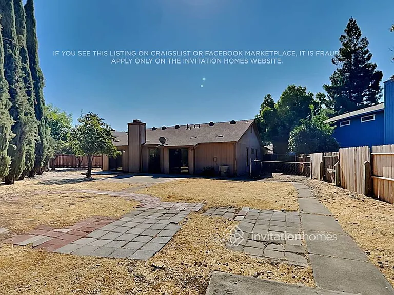 8111 Darien Cir — Photo 14