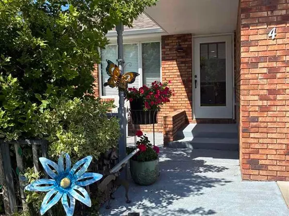 4 Brentwood Ct, Scottsbluff, NE 69361