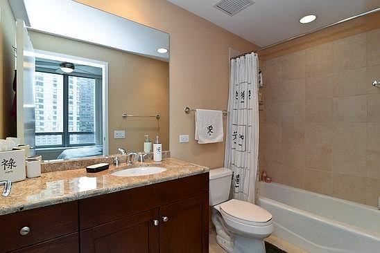 2nd image of 600 N Lake Shore Dr APT 2201