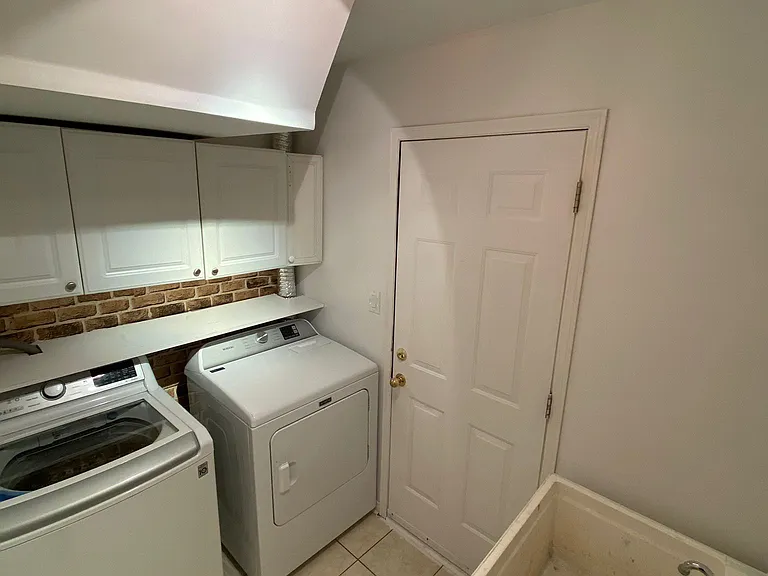 1430 Forest St — Photo 13