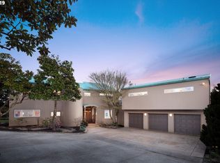 15995 SW Bell Rd, Sherwood, OR 97140