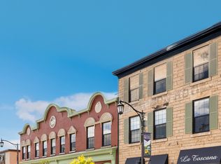 153 Main St E #3, Milton, ON L9T 1N7