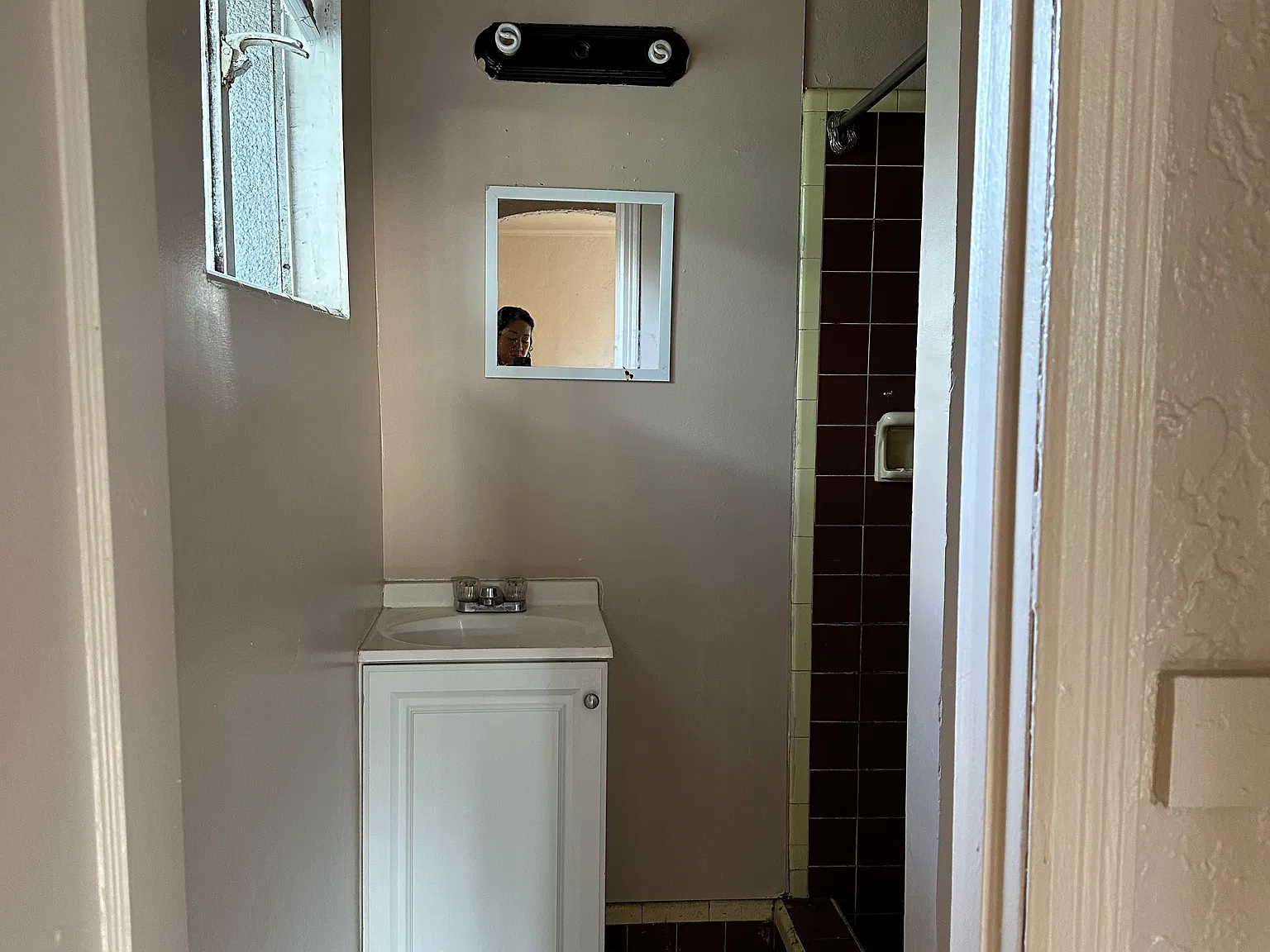 1 bed, 280 sqft, $900 — Photo 3