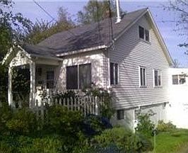 2nd image of 5007 S Alaska St