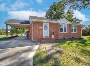 384 Snow Hill Street, Ayden, NC 28513
