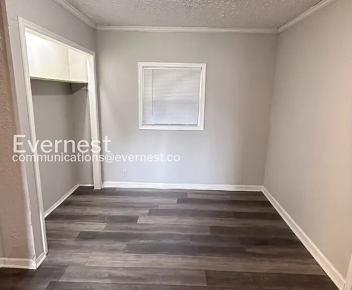 596 Crestmont Ct — Photo 11