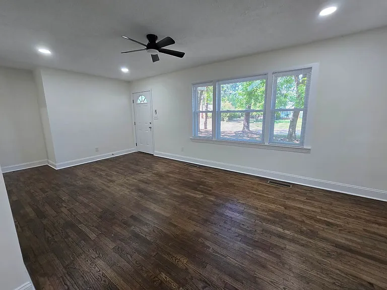 4909 Walnut Dr — Photo 14