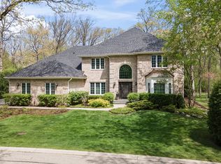 229 Surrey Ln, Lake Forest, IL 60045