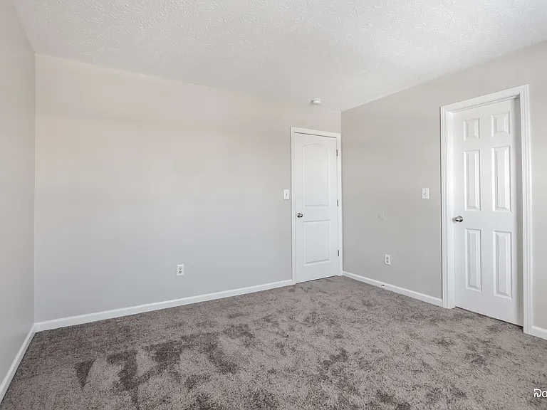 5126 Coloma Ct — Photo 9