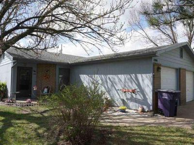 2301 Butternut Ln, Manhattan, KS, 66502